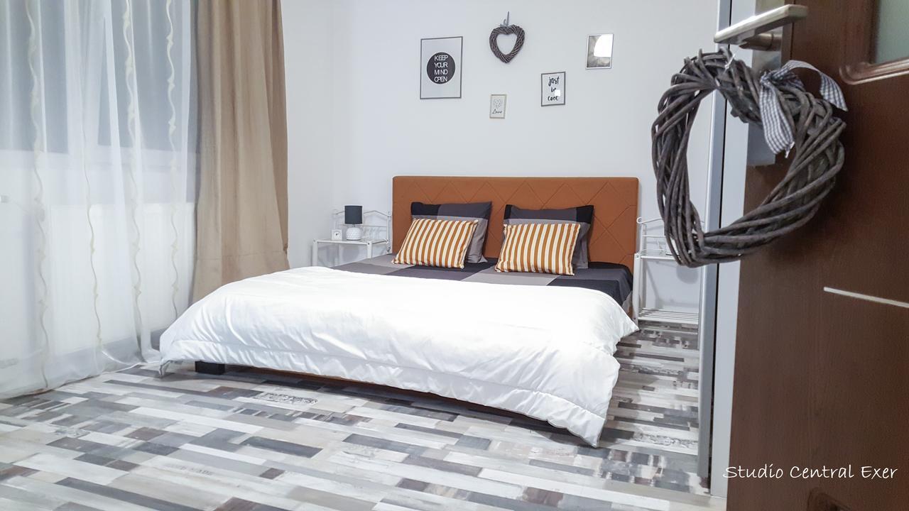 Studio Central Exer II Bucharest Luaran gambar